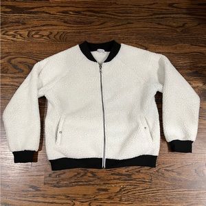 Splendid White furry children jacket coat size 10 teddy